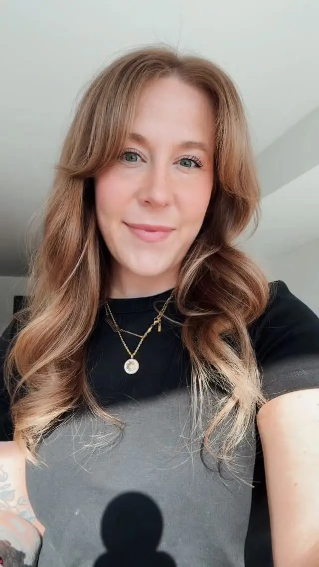 Thermal scanning anyone? 

I recommend having a scan done every 5 years to catch hot spots or loose connections before they become a problem!

#womenintrades #electricalcontractor #electrician #thermalscan #bluecollar